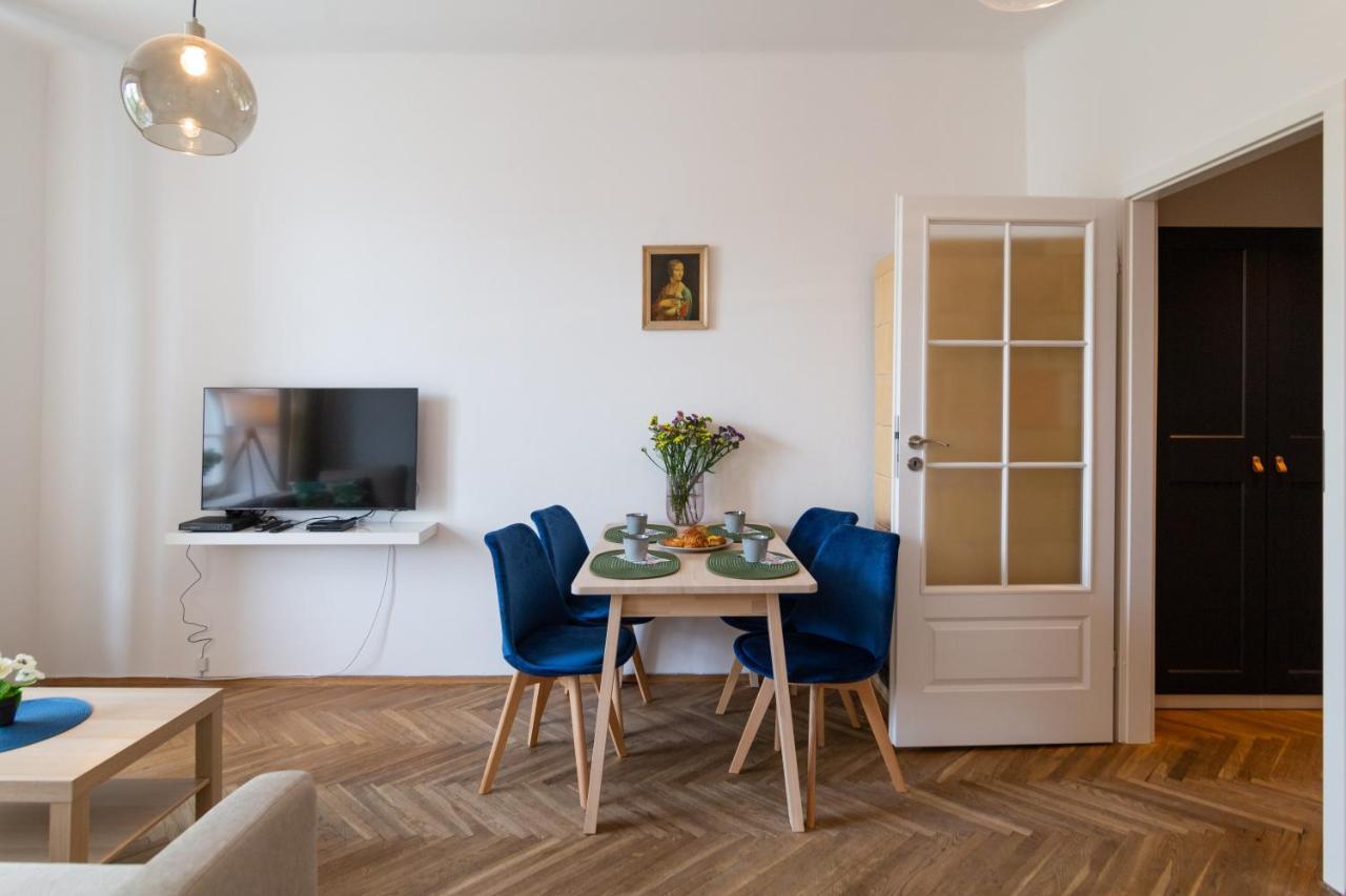 Old Town Charming Cozy Fully Equipped Apartamento Cracovia Exterior foto