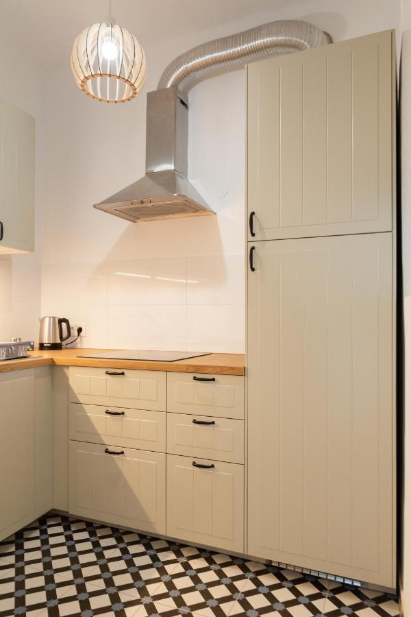 Old Town Charming Cozy Fully Equipped Apartamento Cracovia Exterior foto