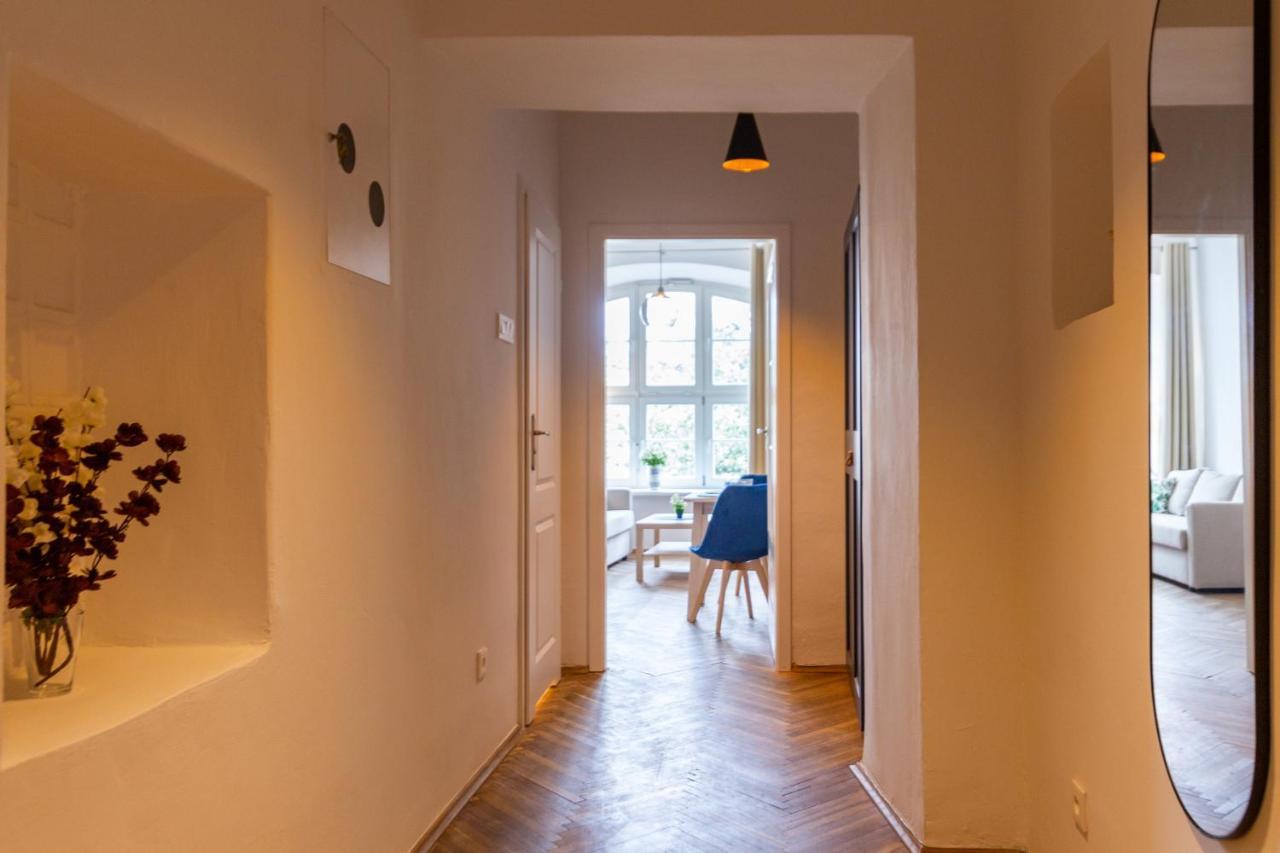 Old Town Charming Cozy Fully Equipped Apartamento Cracovia Exterior foto